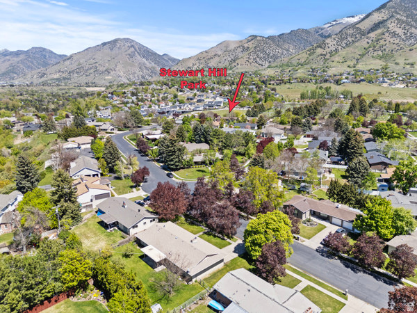 263 STEWART DR River Heights, UT 84321