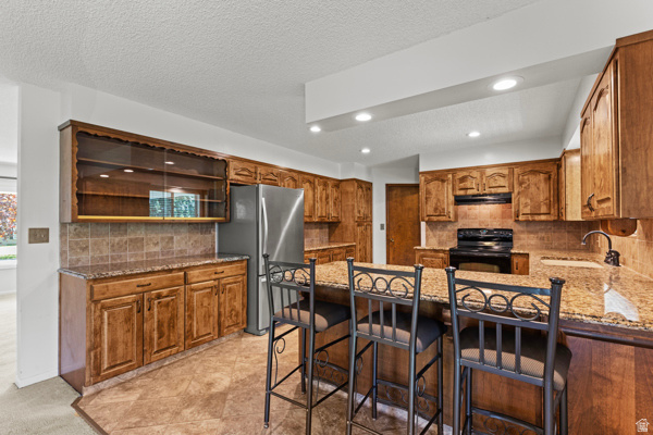 263 STEWART DR River Heights, UT 84321