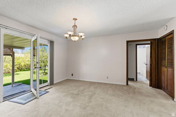 263 STEWART DR River Heights, UT 84321