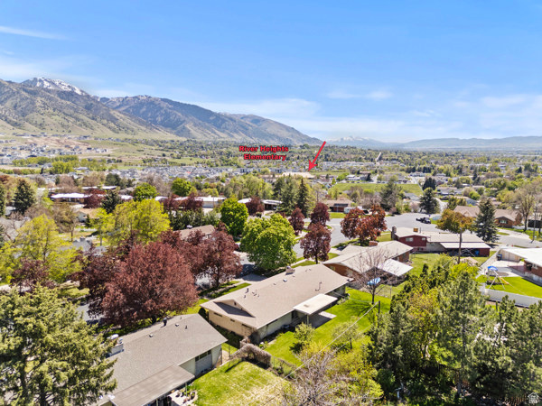 263 STEWART DR River Heights, UT 84321