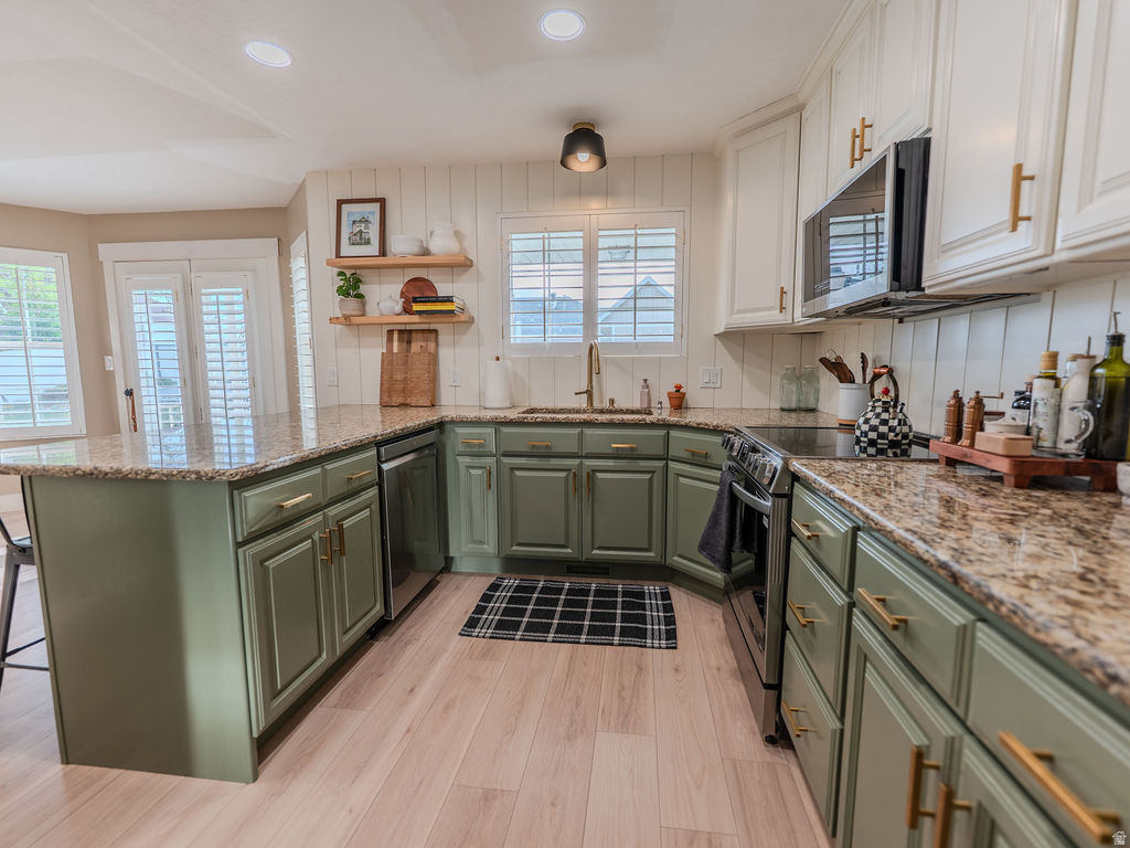 4103 S 2175 W Roy, UT 84067