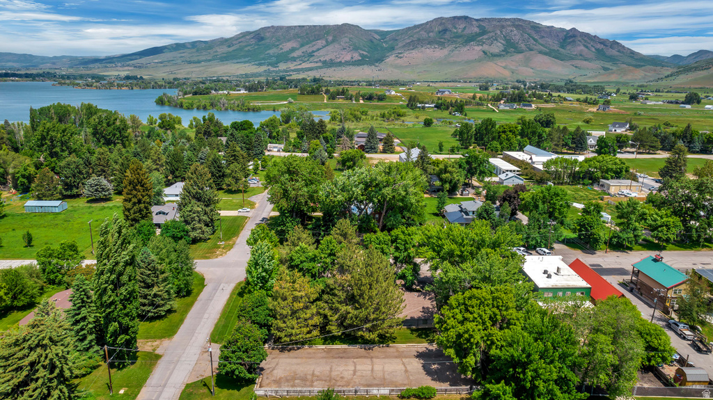 7300 E 200 S Huntsville, UT 84317