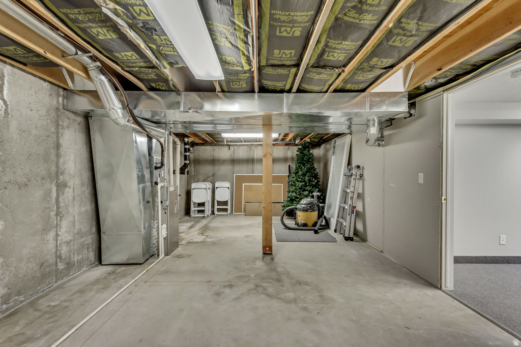 7300 E 200 S Huntsville, UT 84317