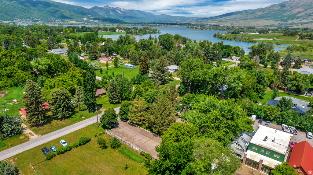 7300 E 200 S Huntsville, UT 84317