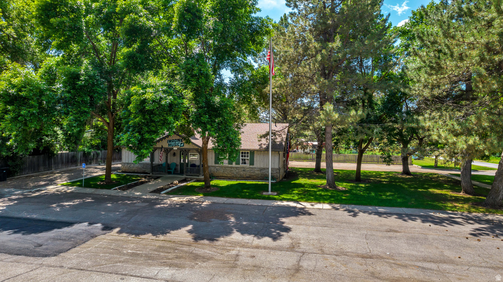 7300 E 200 S Huntsville, UT 84317