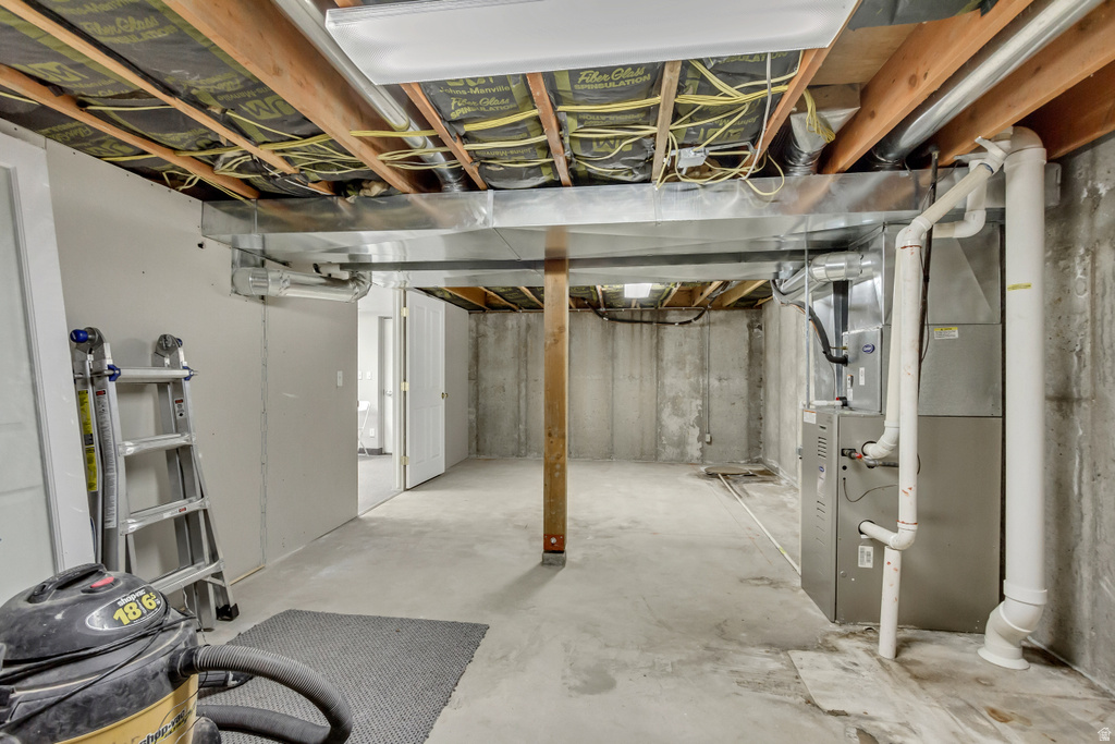 7300 E 200 S Huntsville, UT 84317