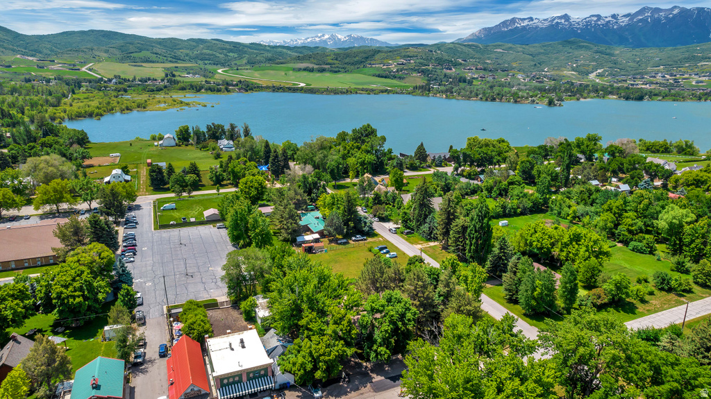 7300 E 200 S Huntsville, UT 84317