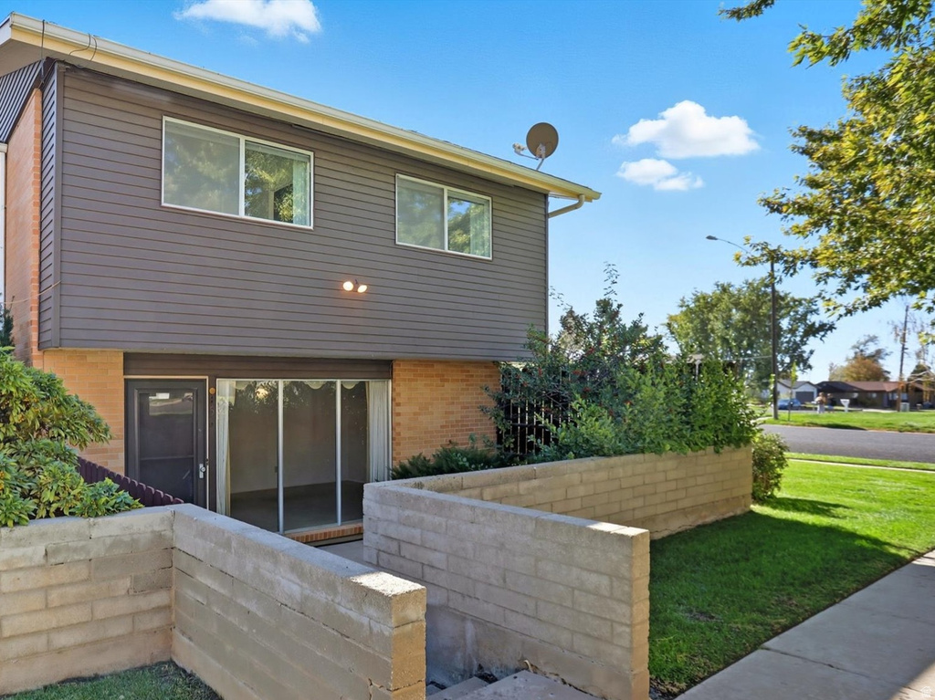 856 E 5775 S Ogden, UT 84405