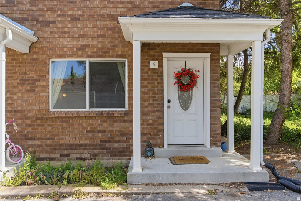 146 E 100 S #4 Bountiful, UT 84010
