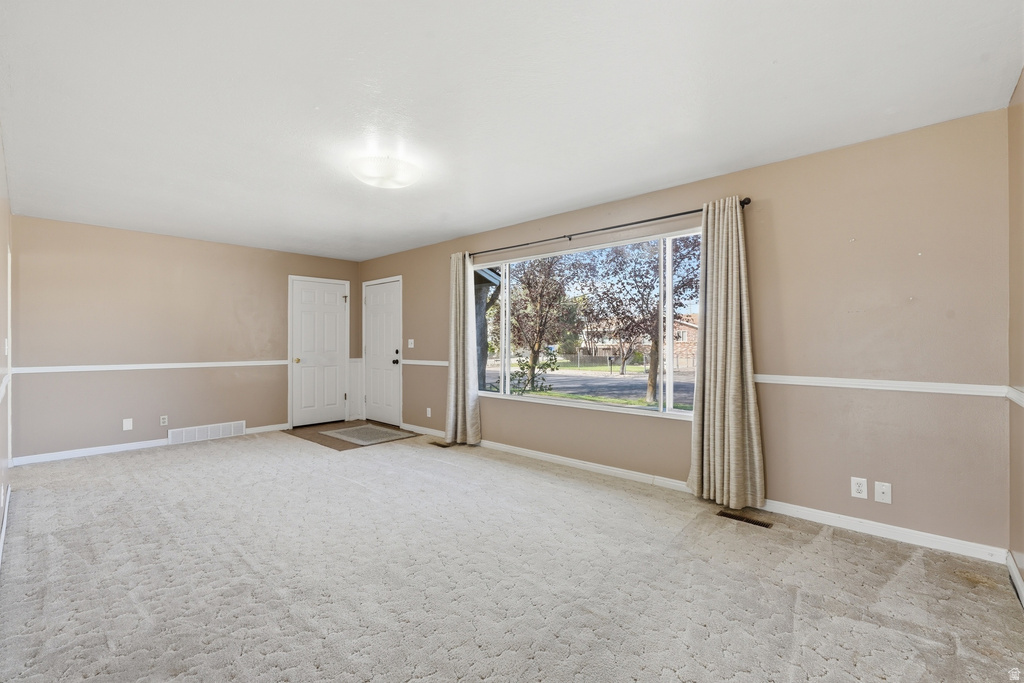 515 GLENWOOD DR Hyrum, UT 84319