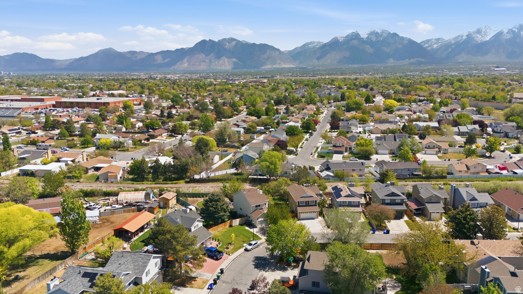 8377 S MEADOW GREEN WAY West Jordan, UT 84088