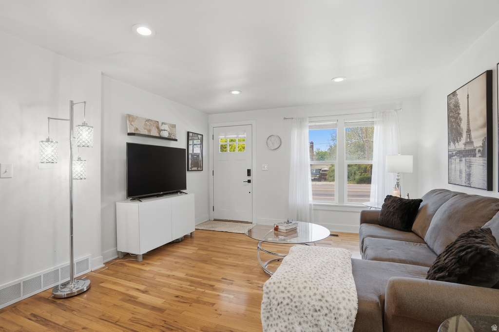3461 S 1300 E Salt Lake City, UT 84106