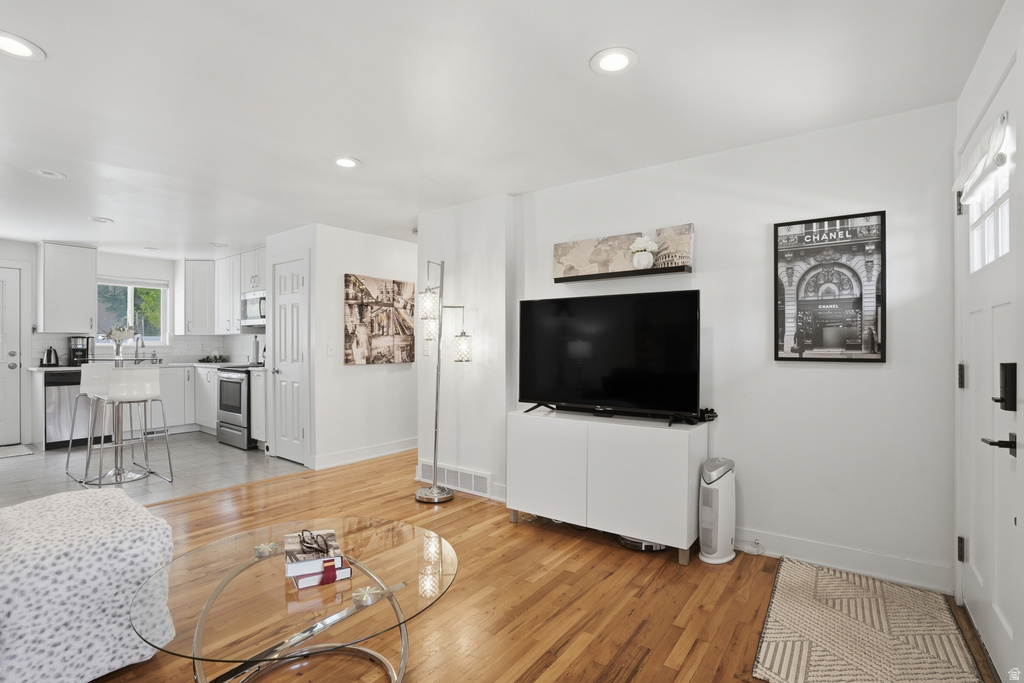 3461 S 1300 E Salt Lake City, UT 84106