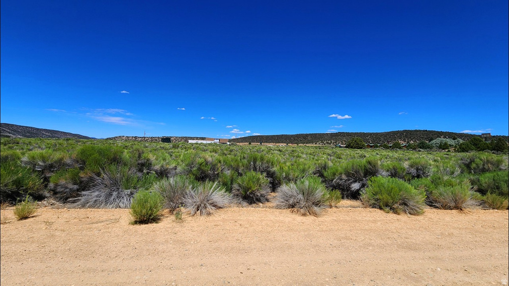 4206  ENTRANCE DR Panguitch, UT 84759