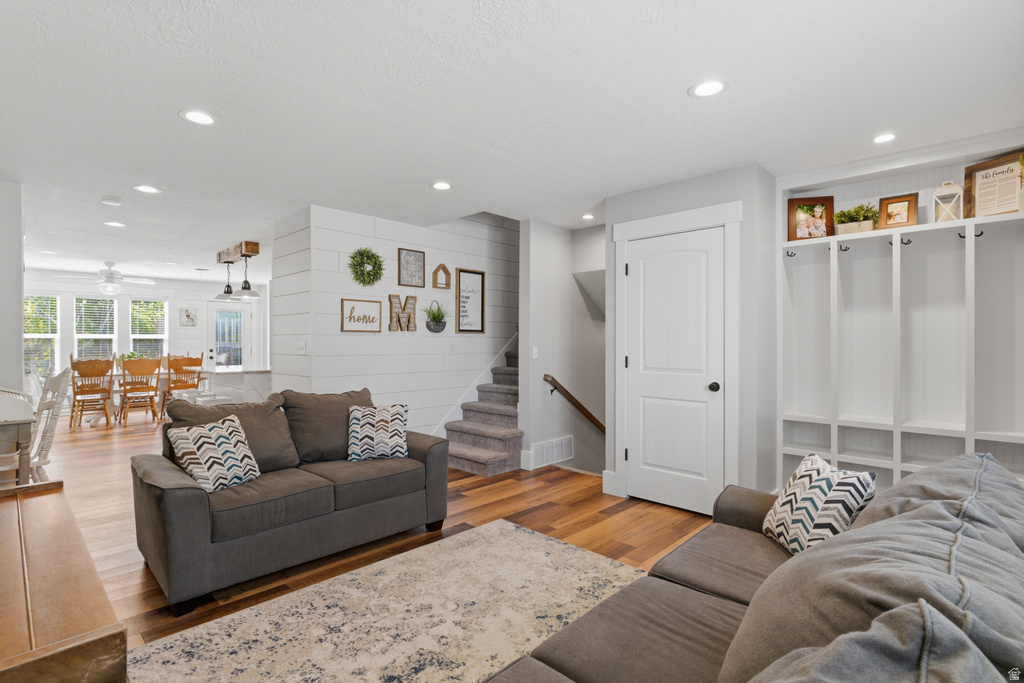 600 BARLOW ST Clearfield, UT 84015