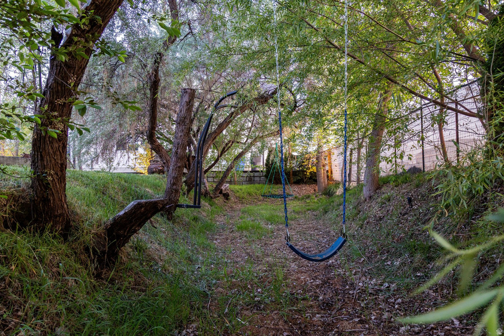 2307 N 2850 W Plain City, UT 84404