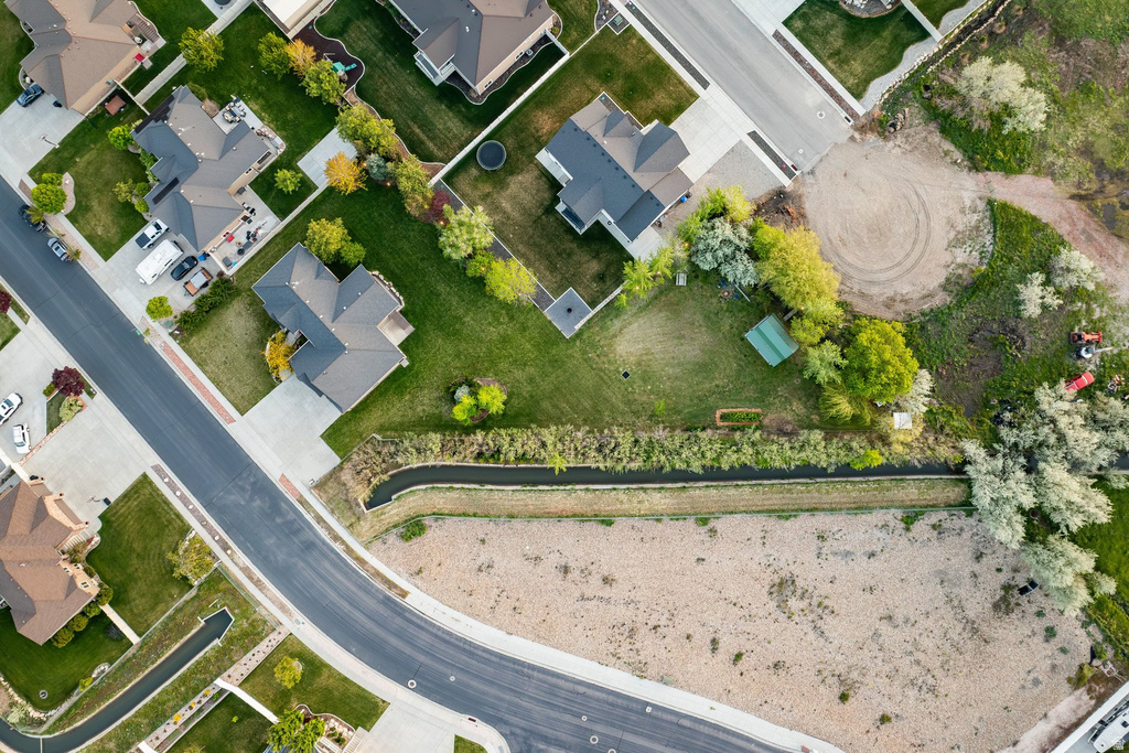 2307 N 2850 W Plain City, UT 84404