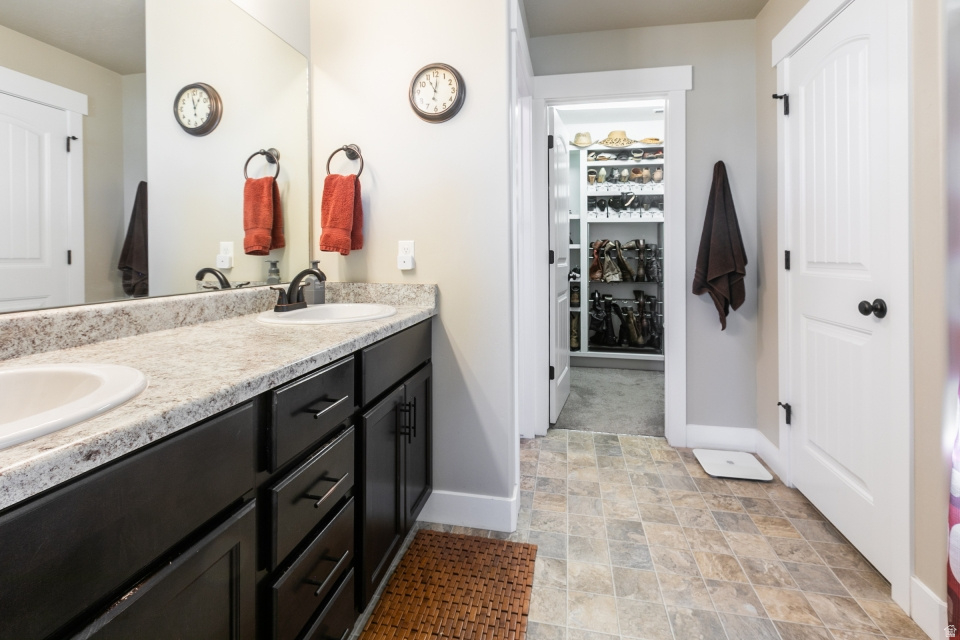 1457 W WATERFRONT DR Syracuse, UT 84075