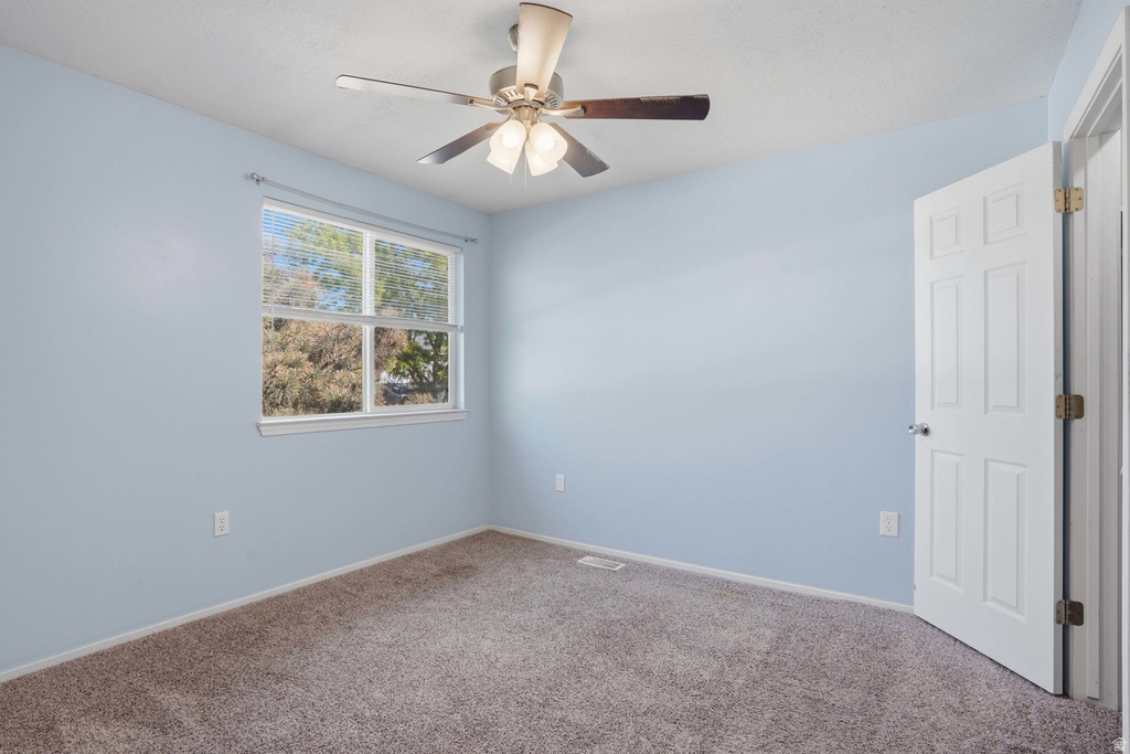 3134 S BUENA VERDE LN Magna, UT 84044