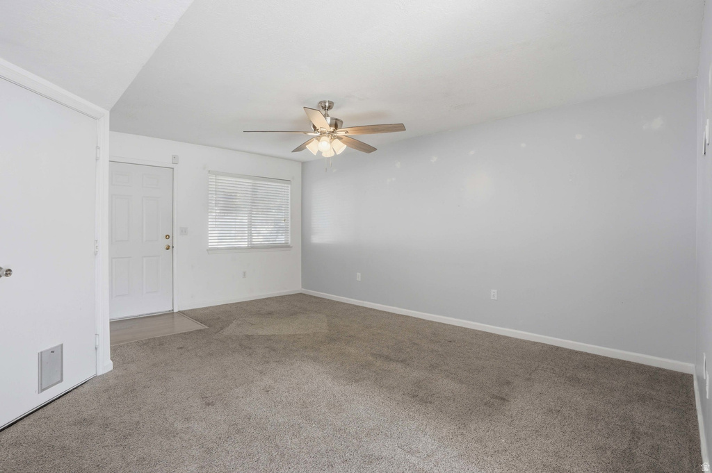 3134 S BUENA VERDE LN Magna, UT 84044