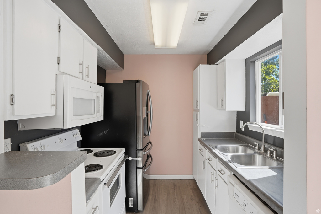 3134 S BUENA VERDE LN Magna, UT 84044