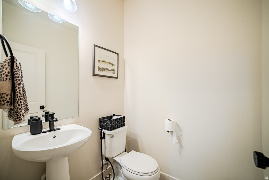 11736 S WATERCOURSE RD South Jordan, UT 84009