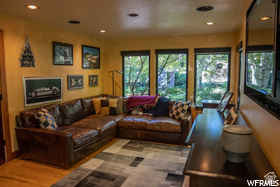 760 MAPLE LN Providence, UT 84332