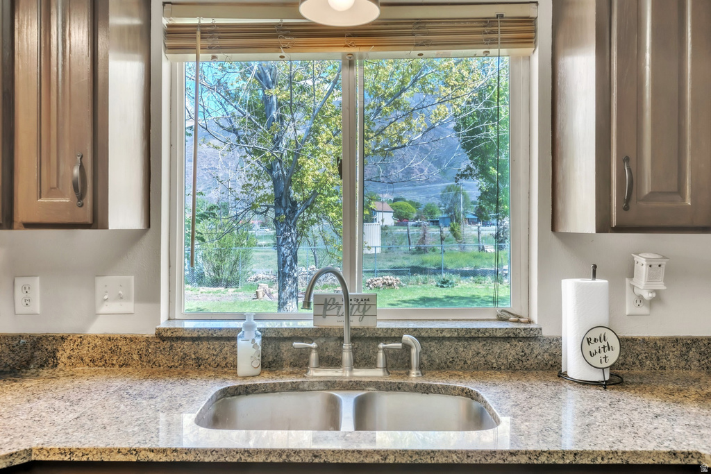 345 S 200 E Santaquin, UT 84655