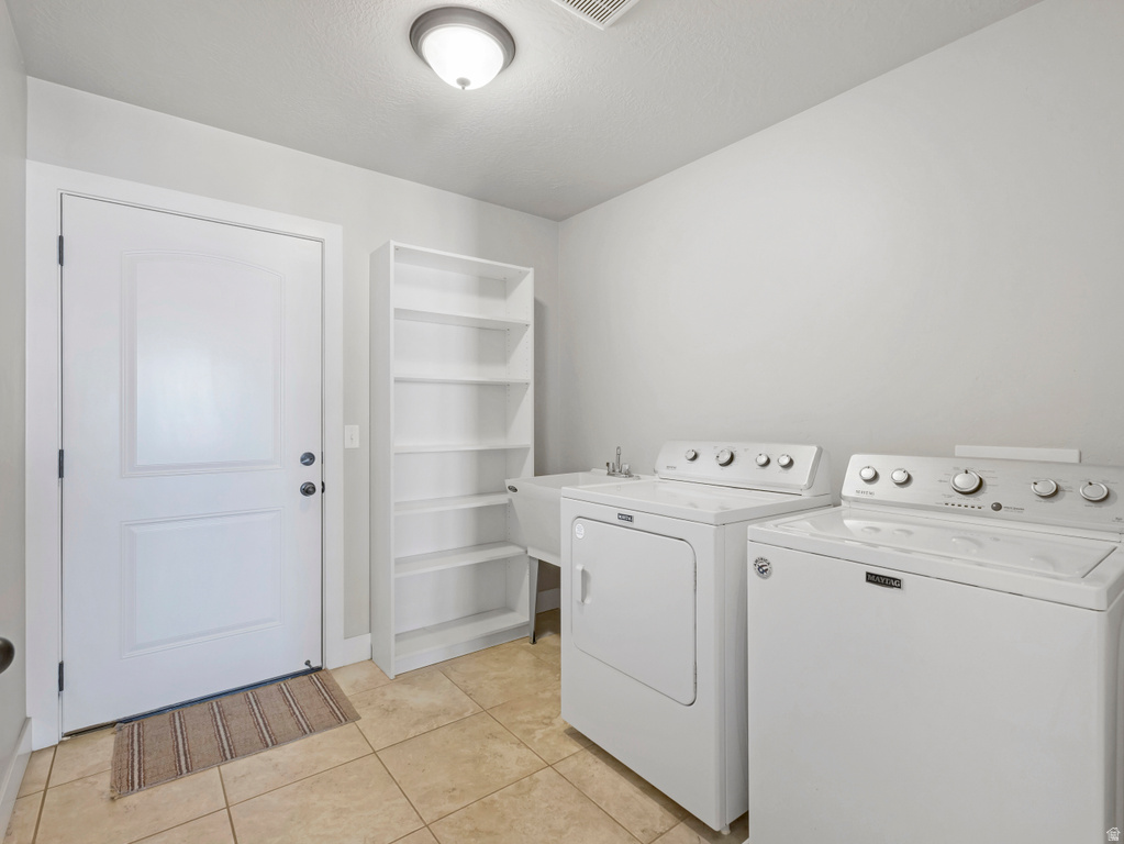 1246 E 4500 ST Millcreek, UT 84117