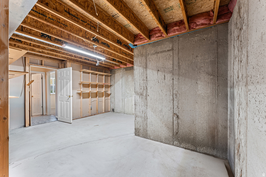 84 BELMORE DR Kaysville, UT 84037