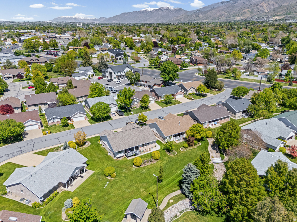 84 BELMORE DR Kaysville, UT 84037
