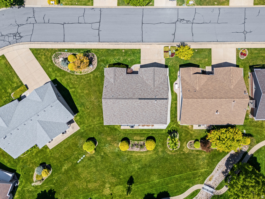84 BELMORE DR Kaysville, UT 84037