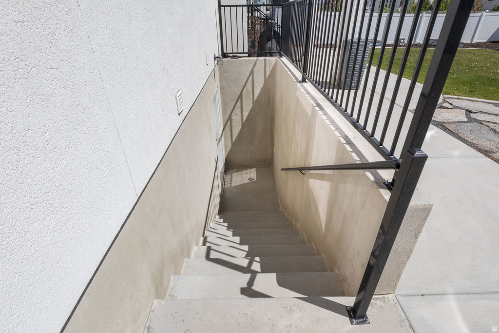 4327 W 6075 S Hooper, UT 84315