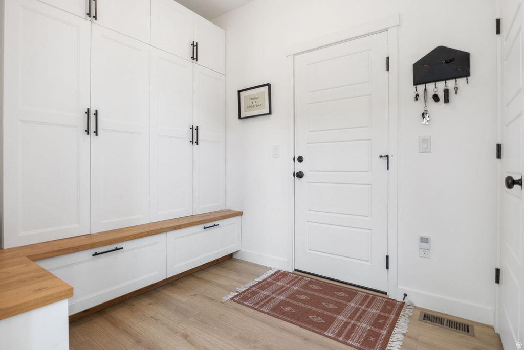4327 W 6075 S Hooper, UT 84315