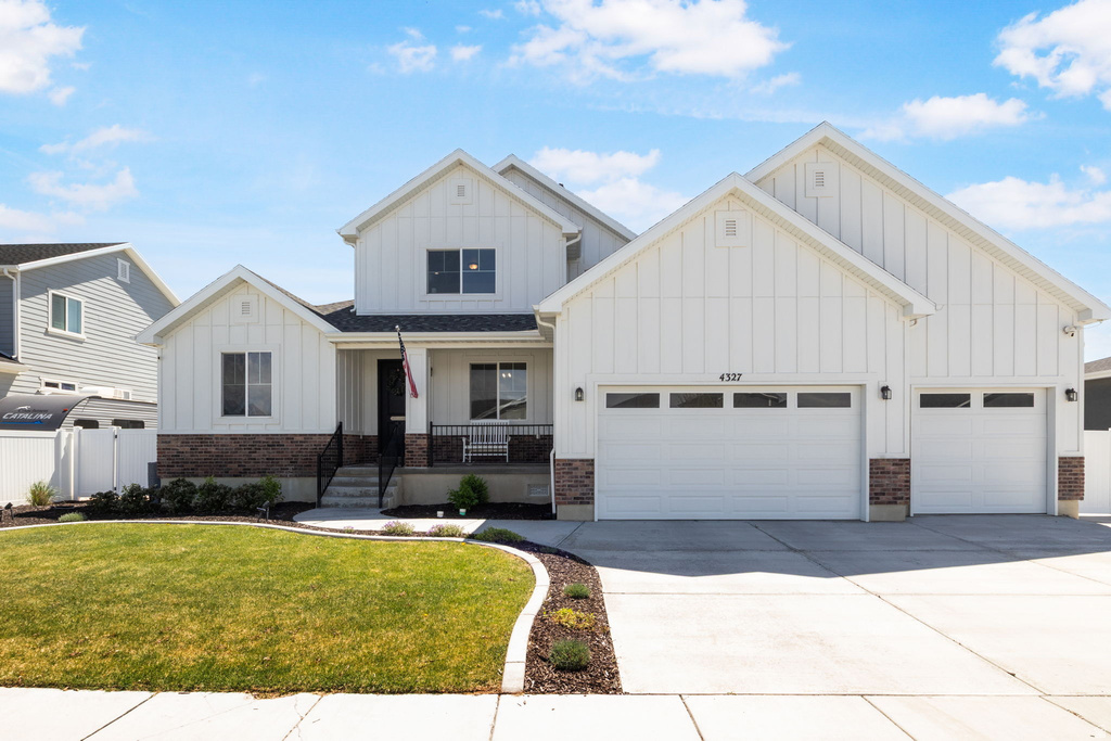 4327 W 6075 S Hooper, UT 84315