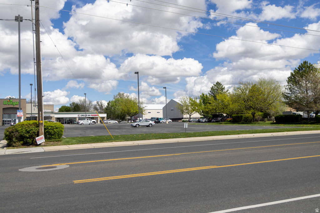 1040 W 300 N Clearfield, UT 84015