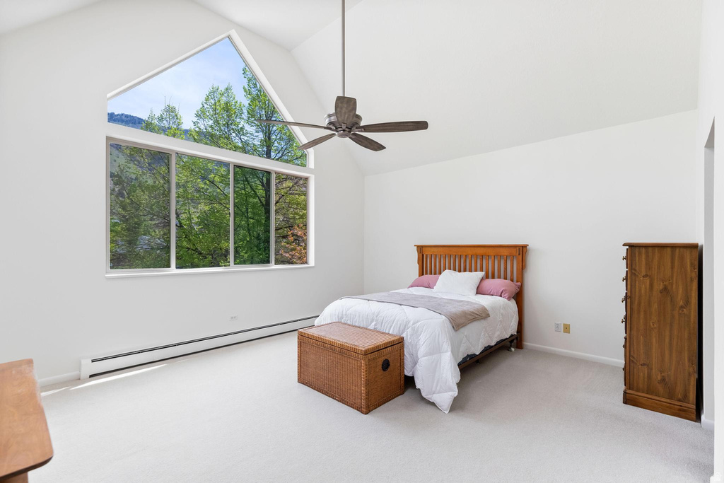 1729 N 1700 E North Logan, UT 84341