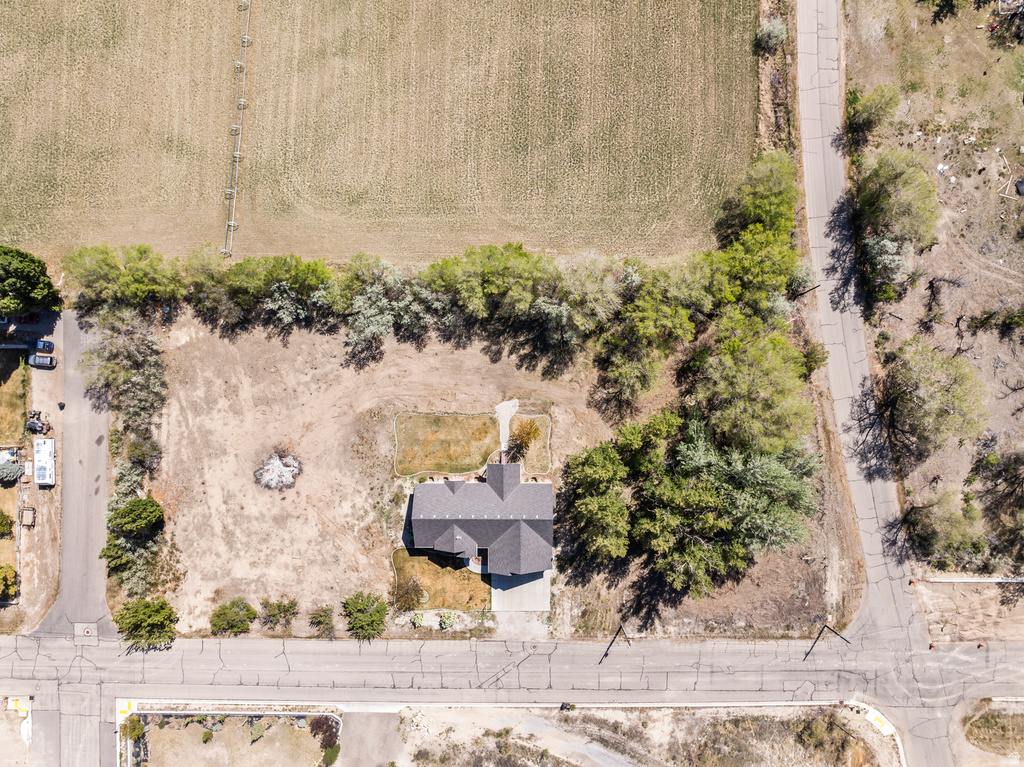 350 N 200 E Ferron, UT 84523