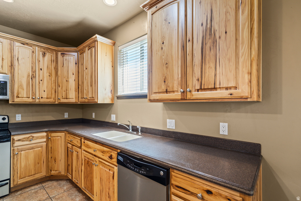 350 N 200 E Ferron, UT 84523