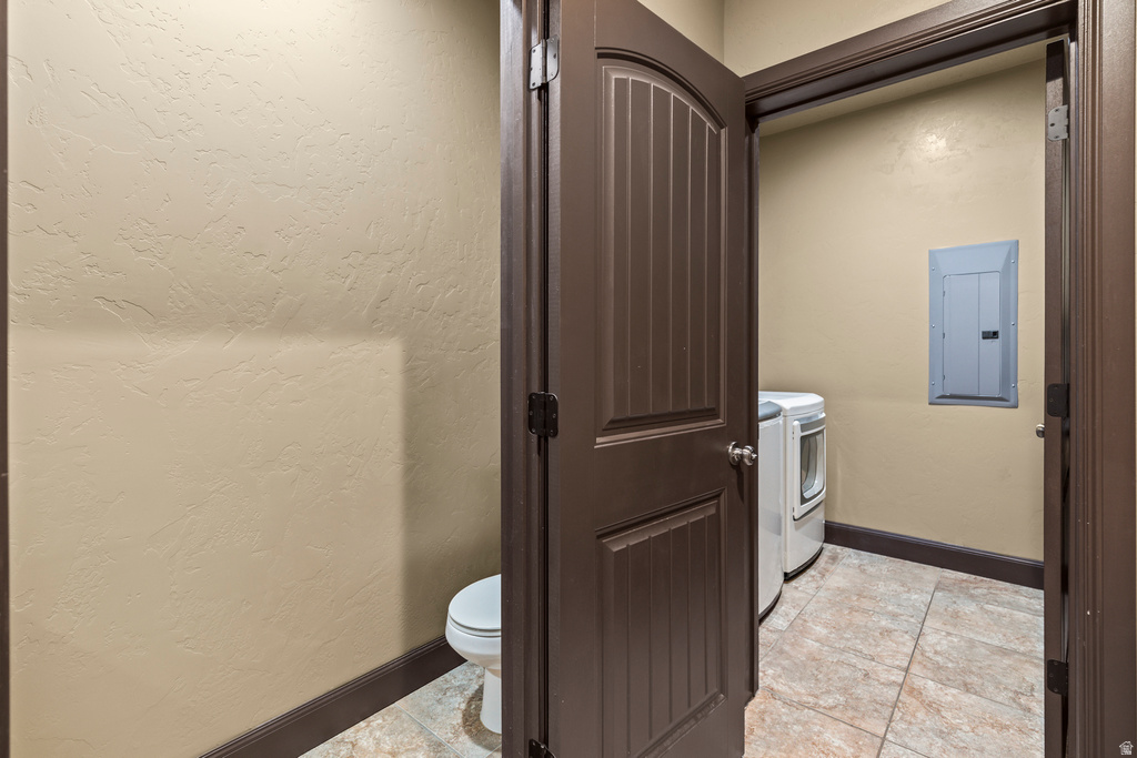 350 N 200 E Ferron, UT 84523