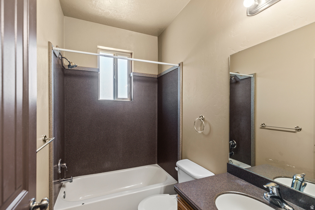 350 N 200 E Ferron, UT 84523