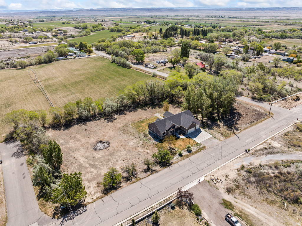 350 N 200 E Ferron, UT 84523