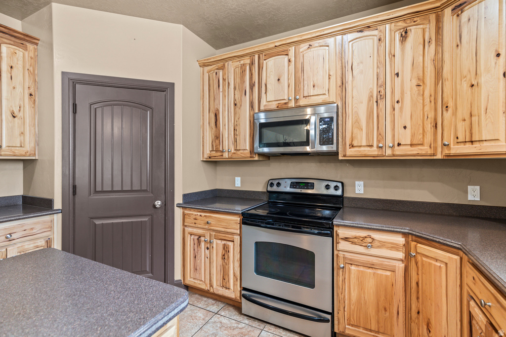 350 N 200 E Ferron, UT 84523