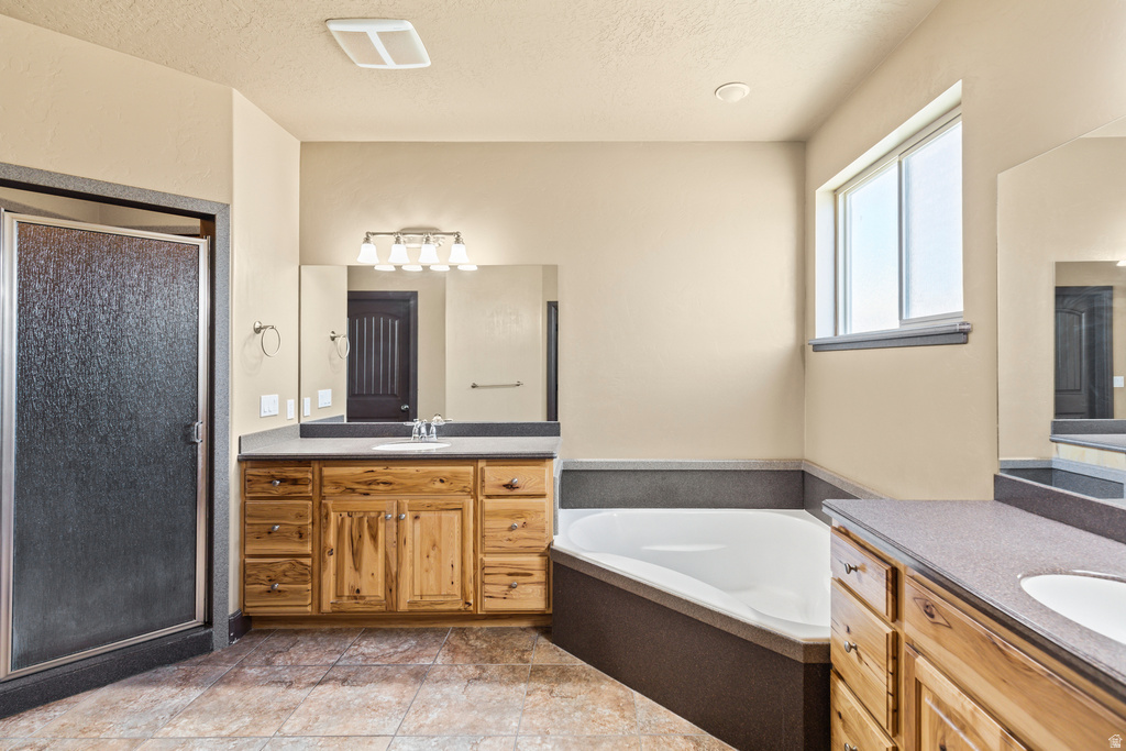 350 N 200 E Ferron, UT 84523