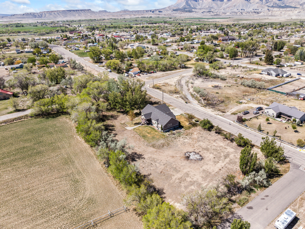350 N 200 E Ferron, UT 84523