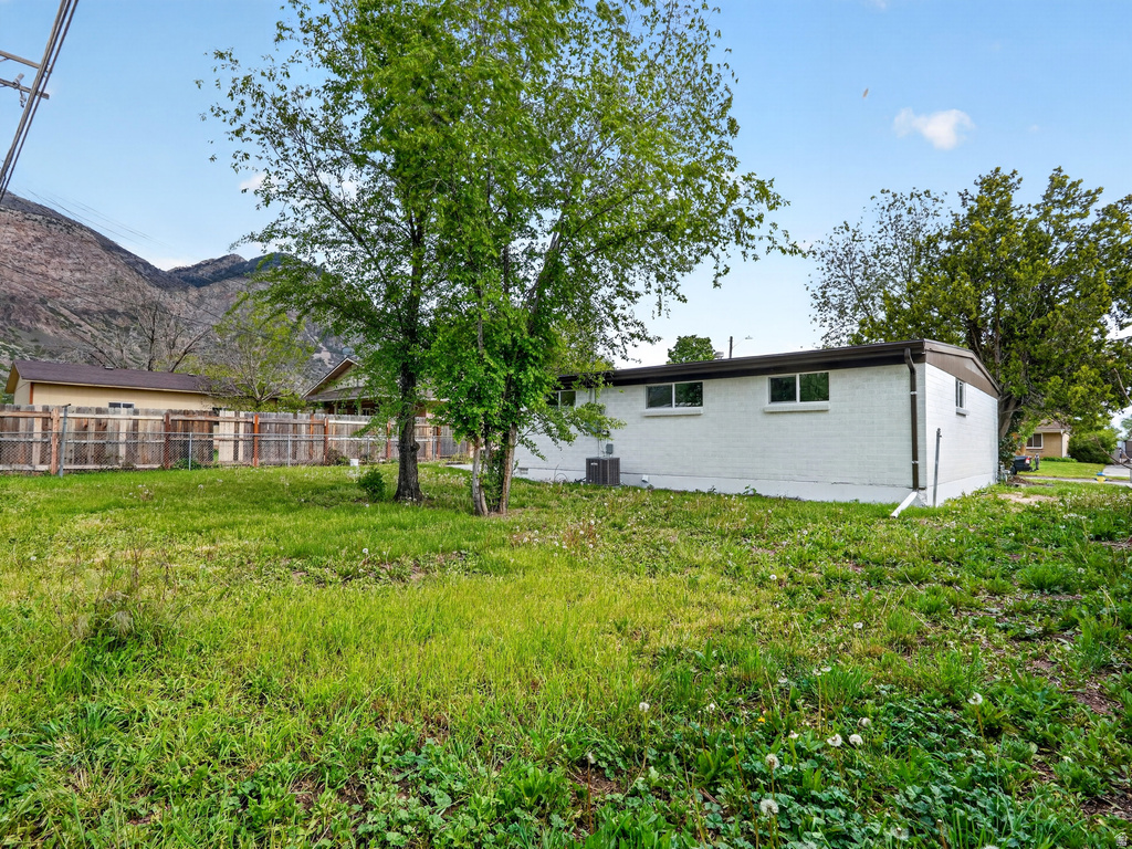 692 E 1000 N Ogden, UT 84404