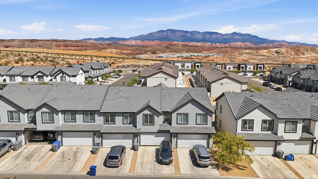 3327 E ELKHORN LN Washington, UT 84780