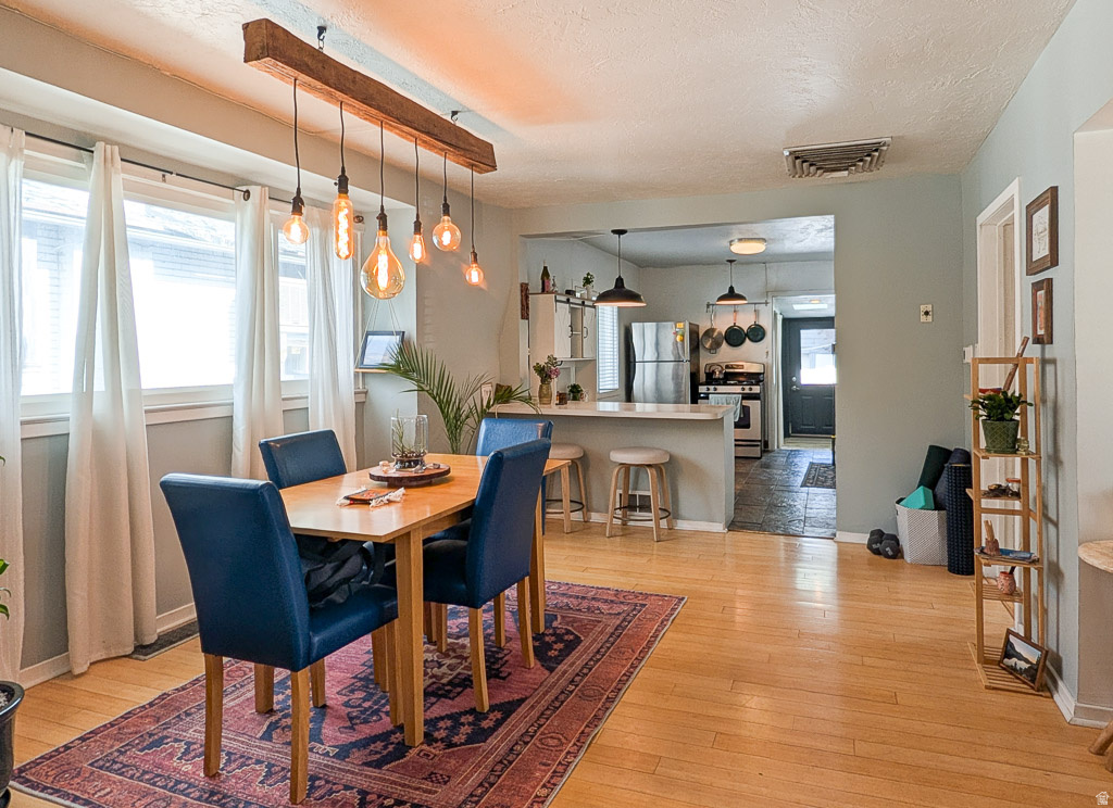 1136 E MILTON AVE Salt Lake City, UT 84105