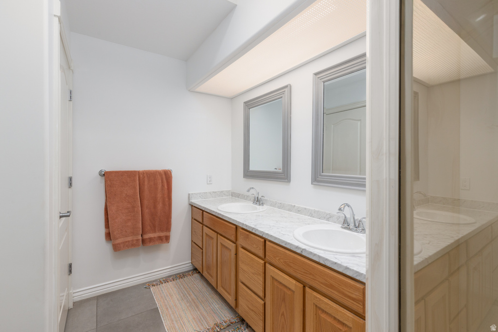 2573 E KAYS CREEK DR Layton, UT 84040