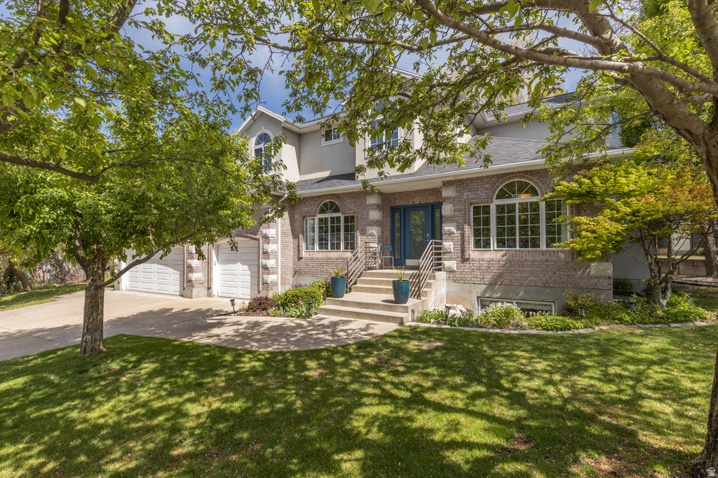 2573 E KAYS CREEK DR Layton, UT 84040